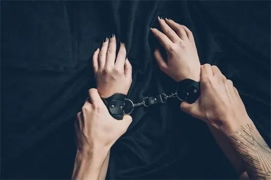 西檬之家-字母圈的践踏癖是什么？新人入门指南
